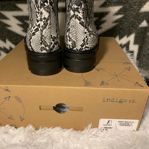 🆕INDIGO RD Imara Snake Embossed Print Combat Boot - Picture 15 of 16